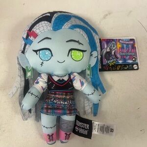 Monster High Stitchlings 7" Frankie Stein Talking Plush.